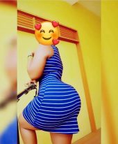 Laura. Thick Babe