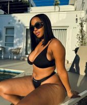 Rubie Curvy